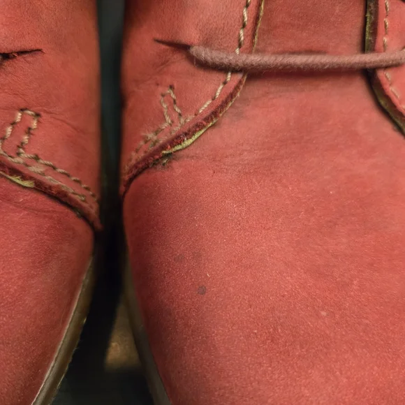 El Naturalista Red Women's Shoes - Picture 4 of 9